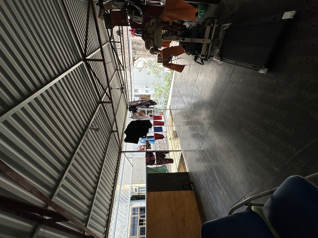 Bán nhà Mai Hắc Đế - diện tích 47m2 3 tầng - nhà trong ngõ, cách mặt phố 3 bước chân - giá 7 tỷ