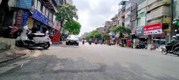 Bán nhà Thanh Nhàn - diện tích 16.5m2 1 tầng - Mặt phố kinh doanh sầm uất - giá 10,5 tỷ