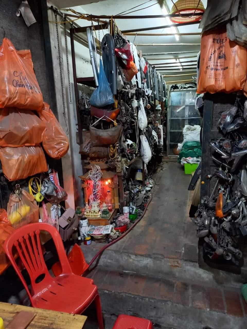 Bán nhà Chùa Vua - diện tích 13,1m2 4 tầng - Mặt phố kinh doanh đỉnh cao - giá 5,8 tỷ