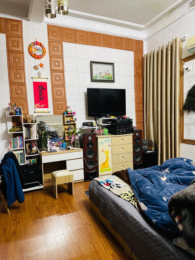 Bán nhà Văn Hương - diện tích 70m2 4 tầng - vị trí đẹp, kinh doanh tấp nập - giá 14 tỷ