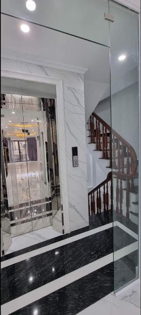 Bán nhà Thanh Đàm - diện tích 50.8m2 6 tầng - Mặt phố đẳng cấp - giá 19 tỷ