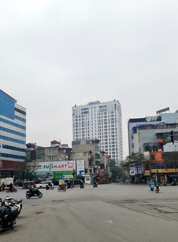 Bán nhà Thái Thịnh - diện tích 37m2 4 tầng - Mặt phố - giá 14,8 tỷ