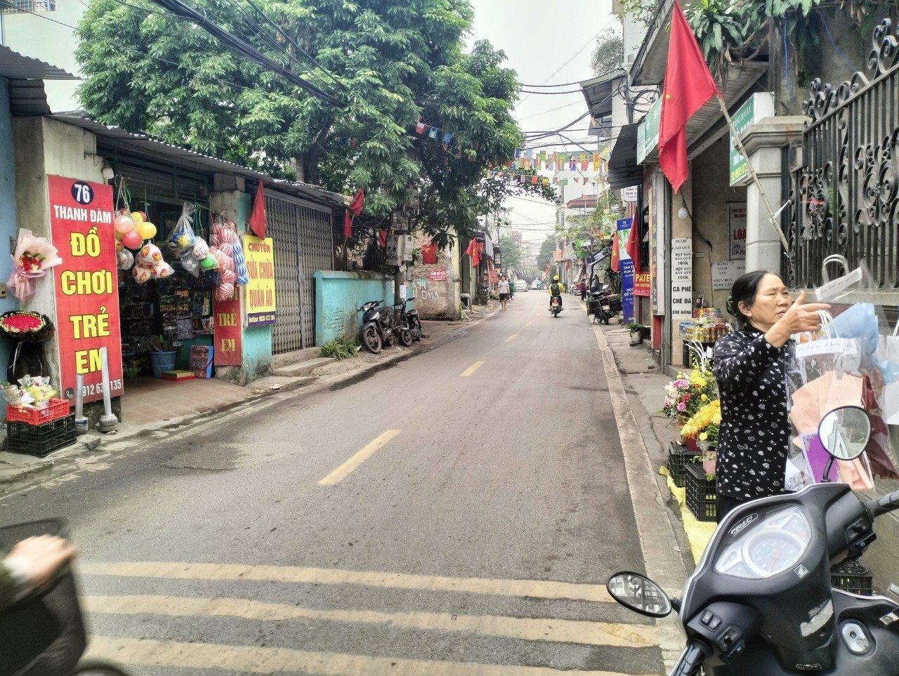 Bán nhà Thanh Đàm - diện tích 130m2 3 tầng - Biệt thự trắng - giá 19,6 tỷ