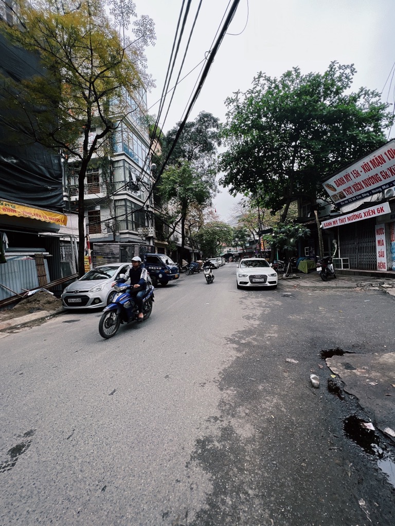 Bán nhà Kim Đồng - diện tích 36.4m2 1 tầng - Mặt Ngõ - giá 9,5 tỷ