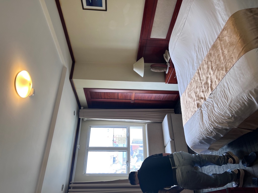 Bán nhà Phương Mai - diện tích 43m2 10 tầng - Lô góc, khách sạn 3 sao - giá 24,5 tỷ