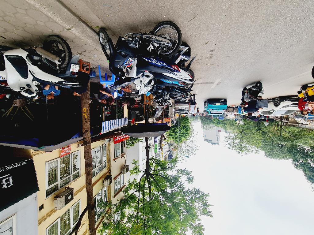 Bán nhà Trung Phụng - diện tích 17m2 4 tầng - lô góc mặt phố - giá 11 tỷ