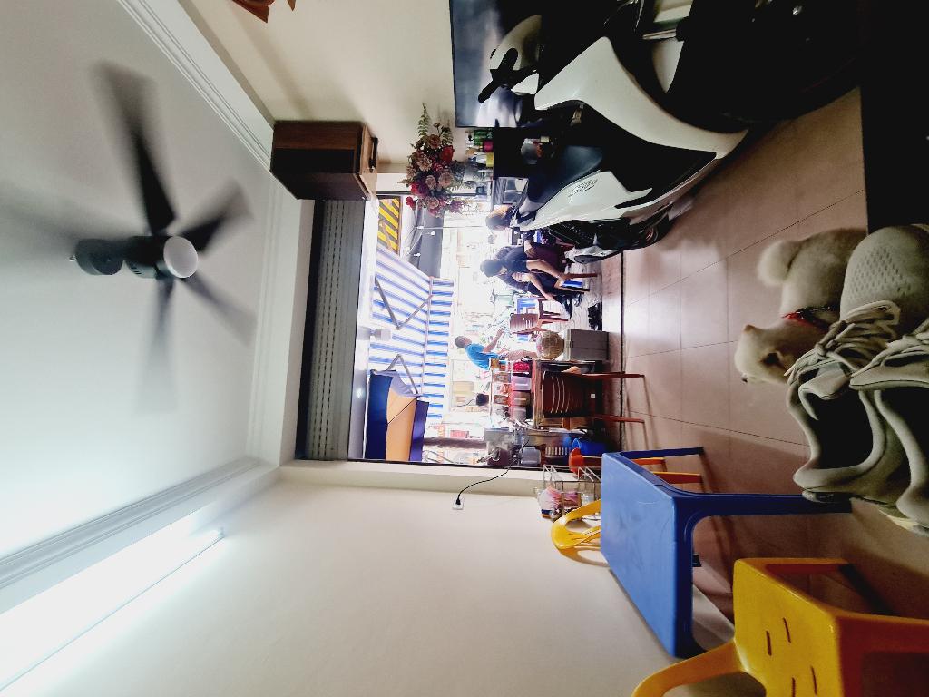 Bán nhà Trung Phụng - diện tích 17m2 4 tầng - lô góc mặt phố - giá 11 tỷ