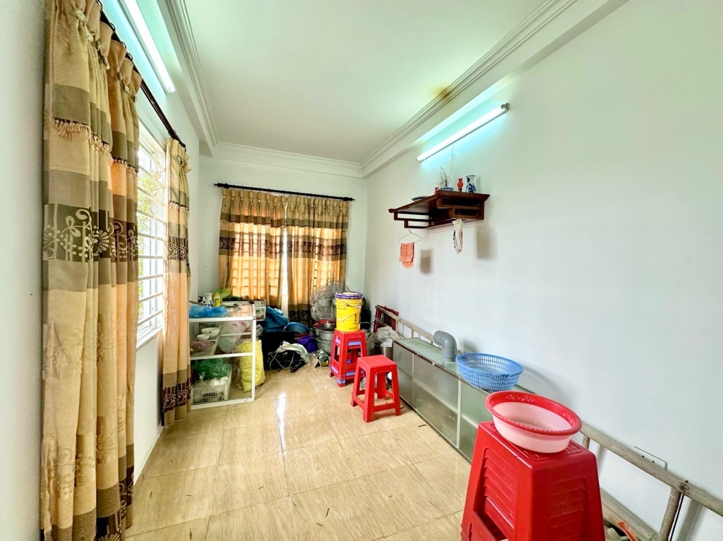 Bán nhà Thanh Lân - diện tích 20m2 4 tầng - MẶT PHỐ KINH DOANH SẦM UẤT - giá 4,5 tỷ