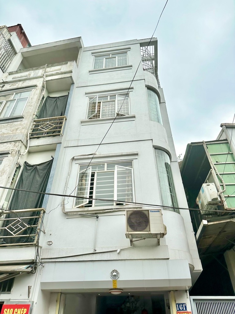 Bán nhà Thanh Lân - diện tích 20m2 4 tầng - MẶT PHỐ KINH DOANH SẦM UẤT - giá 4,5 tỷ