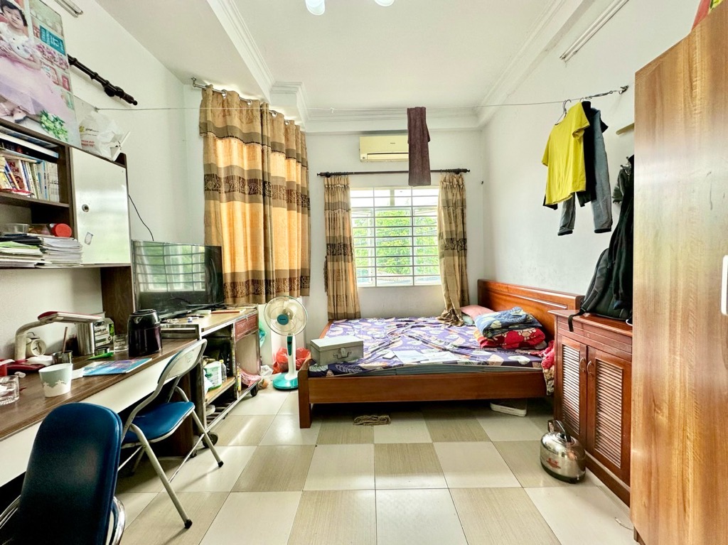 Bán nhà Thanh Lân - diện tích 20m2 4 tầng - MẶT PHỐ KINH DOANH SẦM UẤT - giá 4,5 tỷ