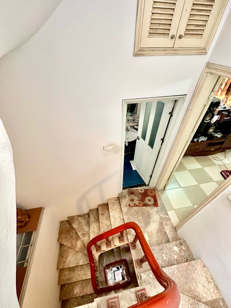 Bán nhà Thanh Lân - diện tích 20m2 4 tầng - MẶT PHỐ KINH DOANH SẦM UẤT - giá 4,5 tỷ