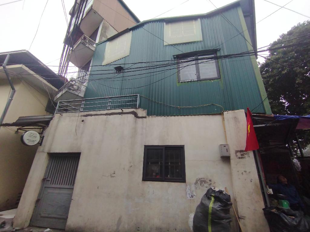 Bán nhà Tạ Quang Bửu - diện tích 37,5m2 2 tầng - ngõ ô tô tránh - giá 4,5 tỷ