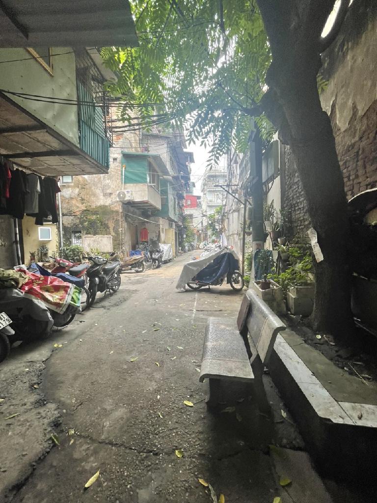 Bán nhà Nguyễn Chính - diện tích 40m2 1 tầng - Mặt phố kinh doanh - giá 3,6 tỷ