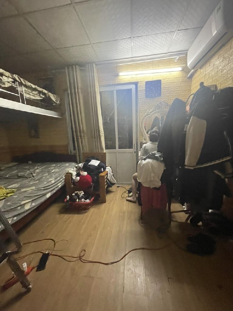 Bán nhà Nguyễn Chính - diện tích 40m2 1 tầng - Mặt phố kinh doanh - giá 3,6 tỷ