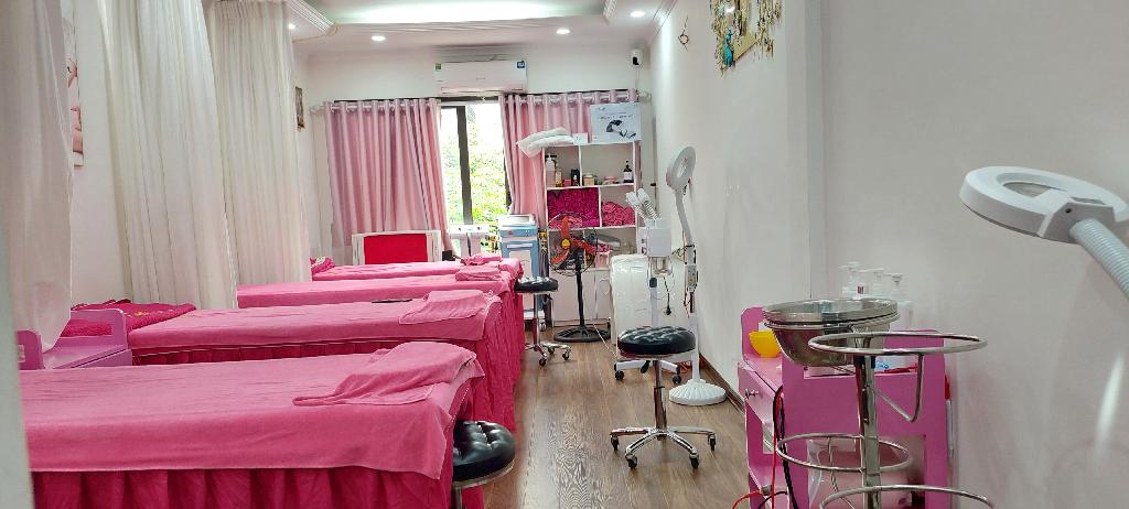 Bán nhà Trương Định - diện tích 43.1m2 6 tầng - Thang máy, vỉa hè rộng - giá 20 tỷ