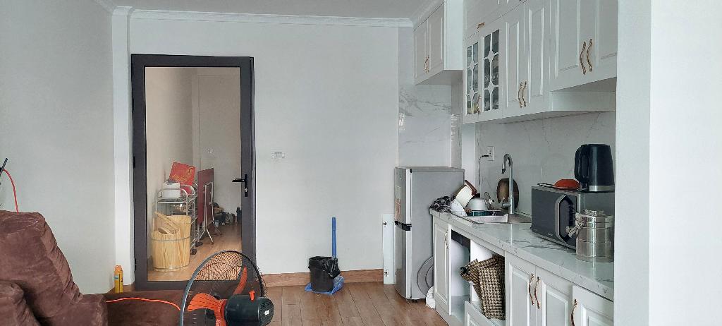 Bán nhà Trương Định - diện tích 43.1m2 6 tầng - Thang máy, vỉa hè rộng - giá 20 tỷ