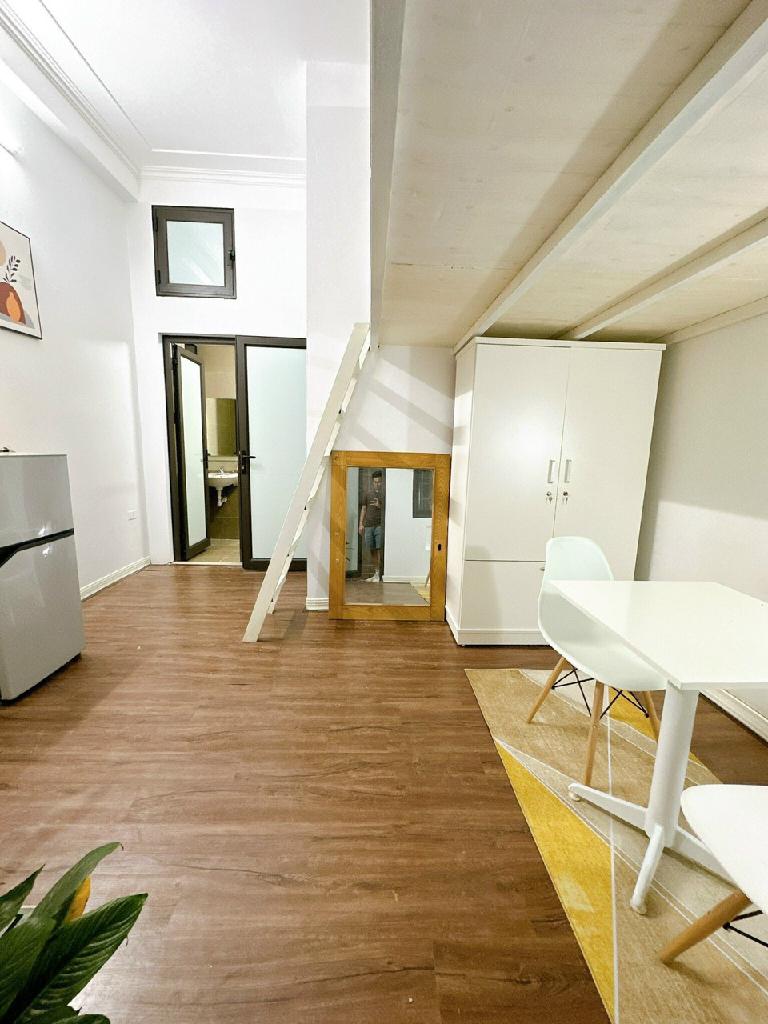 Bán nhà Hào Nam - diện tích 57,6m2 6 tầng - Ngõ 3 gác vào tận cửa - giá 14 tỷ