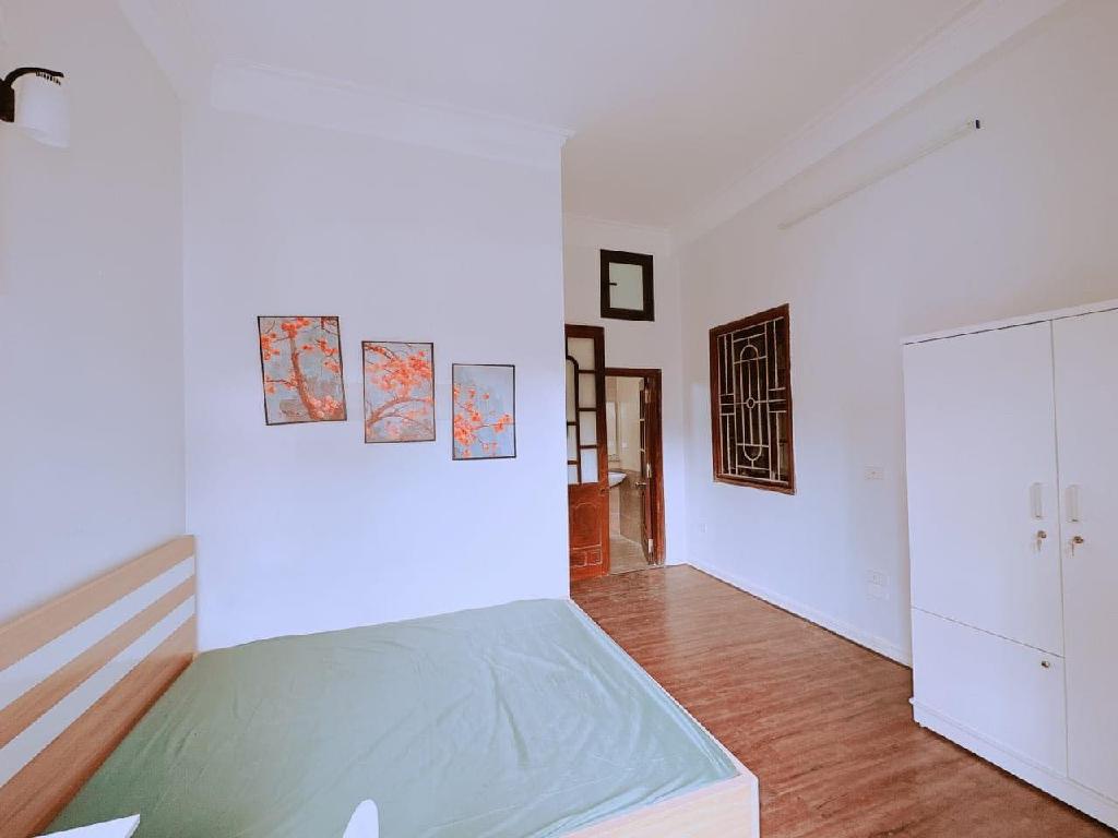 Bán nhà Hào Nam - diện tích 57,6m2 6 tầng - Ngõ 3 gác vào tận cửa - giá 14 tỷ