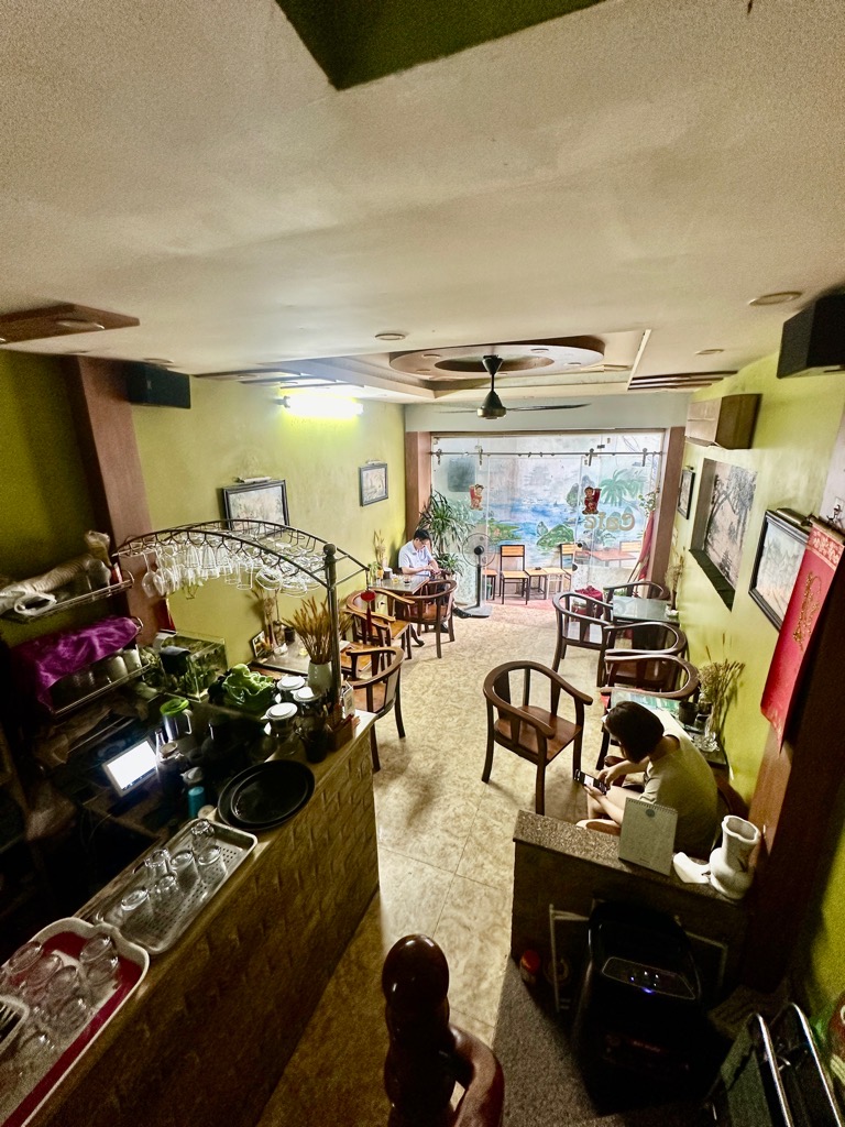 Bán nhà Tây Sơn - diện tích 26,6m2 6 tầng - Kinh doanh sầm uất - giá 14 tỷ