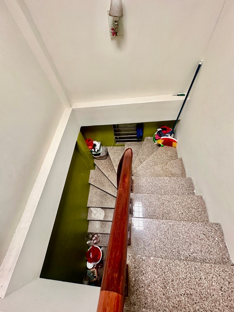 Bán nhà Tây Sơn - diện tích 26,6m2 6 tầng - Kinh doanh sầm uất - giá 14 tỷ