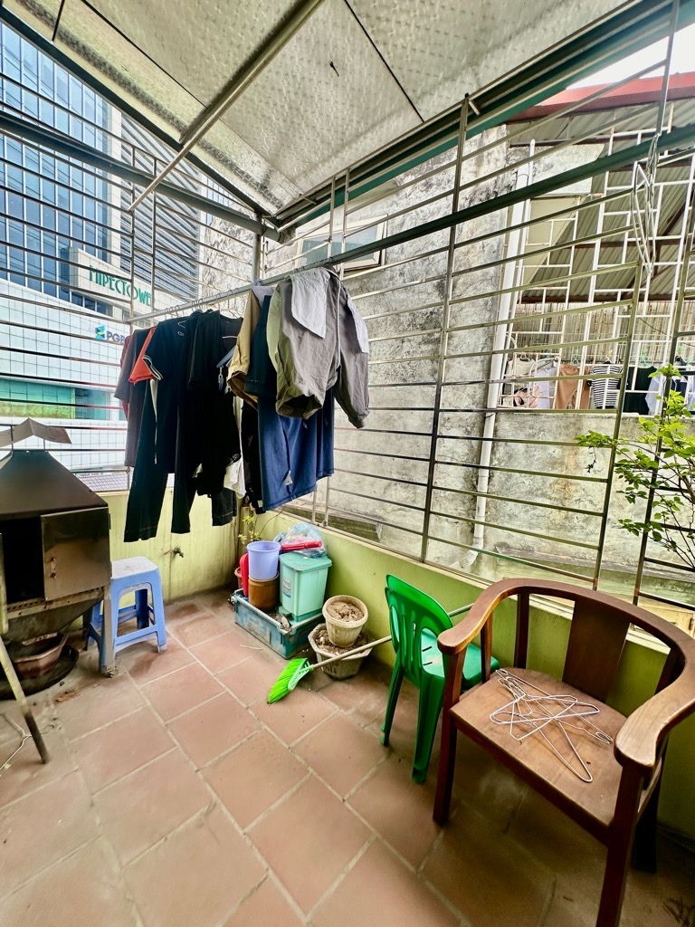 Bán nhà Tây Sơn - diện tích 26,6m2 6 tầng - Kinh doanh sầm uất - giá 14 tỷ