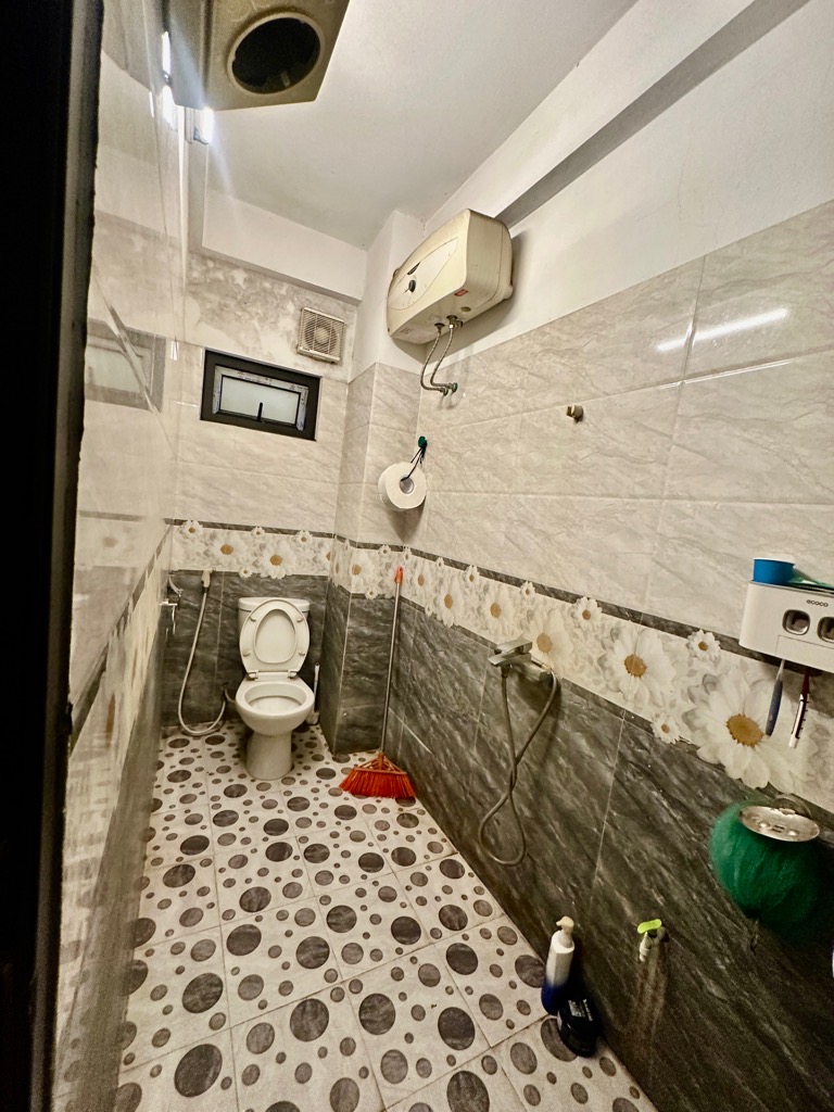 Bán nhà Tây Sơn - diện tích 26,6m2 6 tầng - Kinh doanh sầm uất - giá 14 tỷ