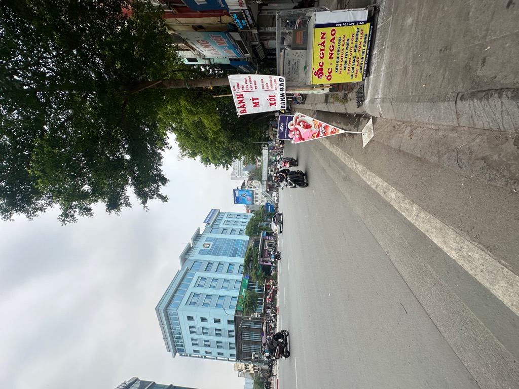 Bán nhà Tây Sơn - diện tích 26,6m2 6 tầng - Kinh doanh sầm uất - giá 14 tỷ