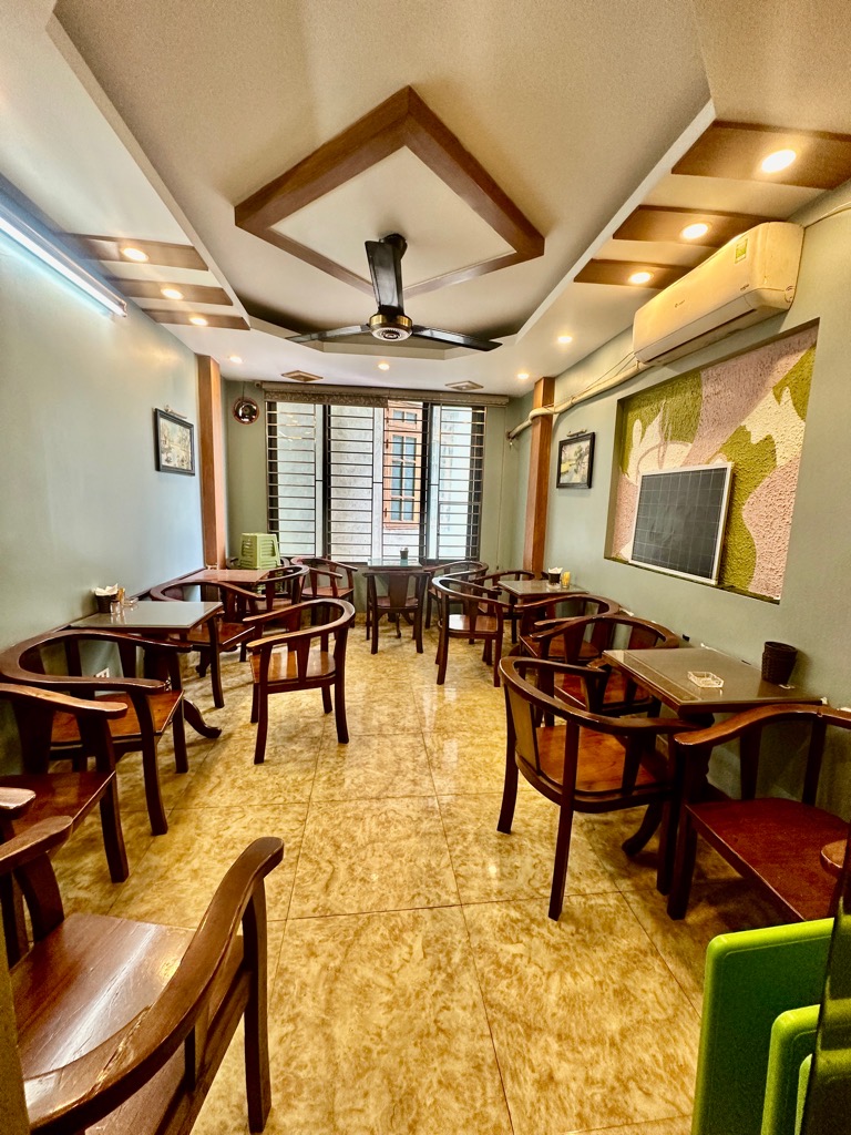 Bán nhà Tây Sơn - diện tích 26,6m2 6 tầng - Kinh doanh sầm uất - giá 14 tỷ