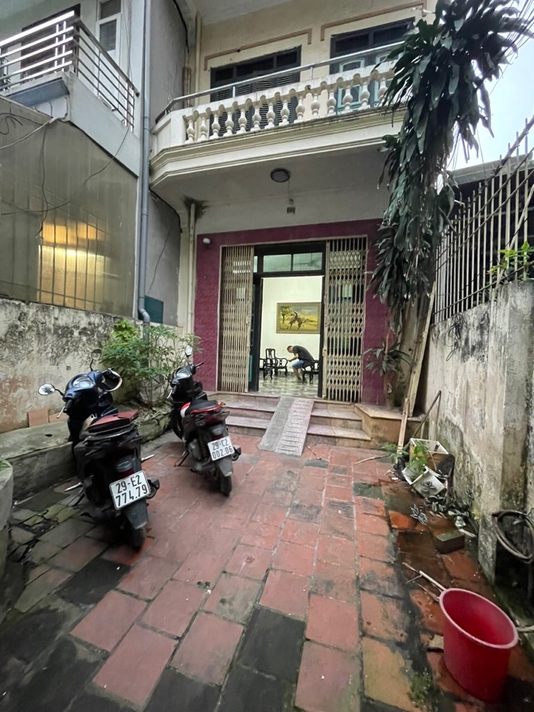 Alternative view of Bán nhà trong ngõ Nguyễn Văn Cừ 86m2 x 3 tầng, Q. Long Biên - Giá 17 tỷ