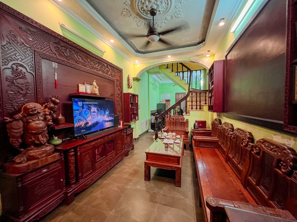 Bán nhà Nguyễn Lương Bằng - diện tích 48m2 3 tầng - BÁN ĐẤT TẶNG NHÀ - giá 15 tỷ