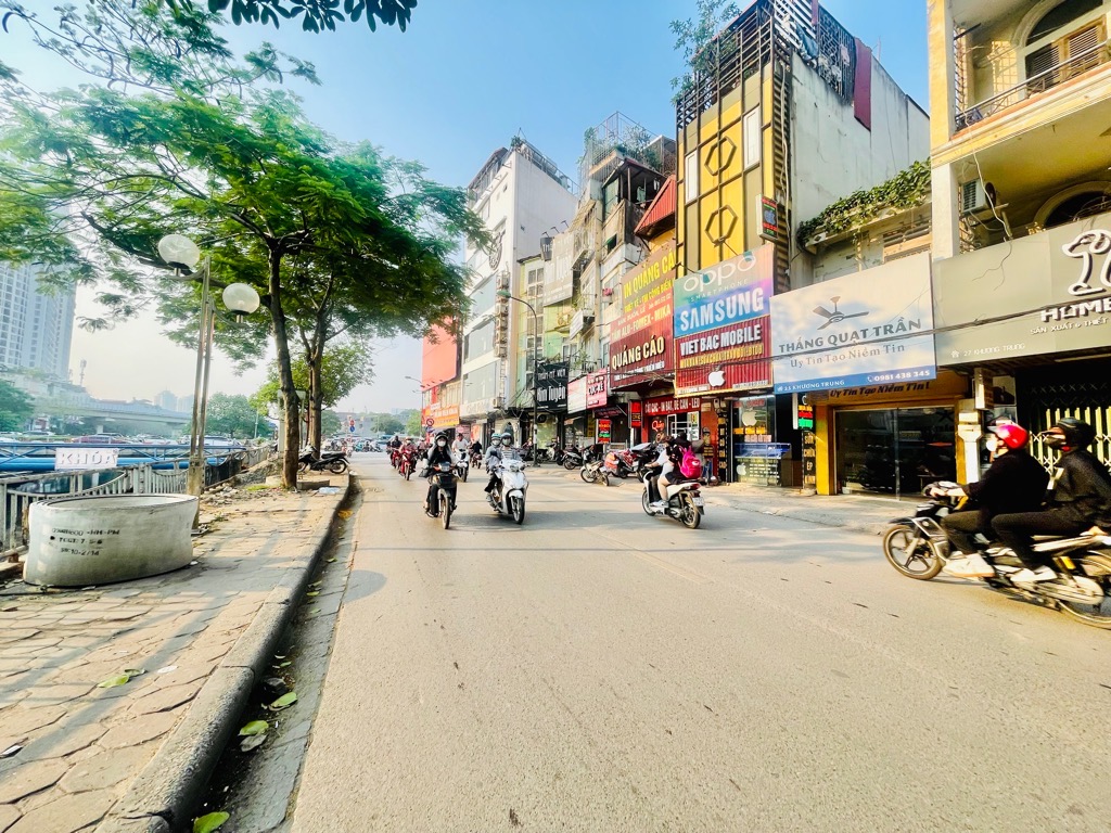 Bán nhà Khương Trung - diện tích 76m2 2 tầng - Mặt phố kinh doanh đa dạng - giá 23 tỷ