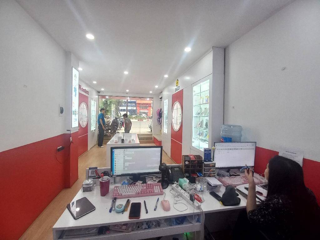 Bán nhà Yên Lãng - diện tích 36m2 1 tầng - Mặt phố, ô tô 3 làn - giá 9 tỷ