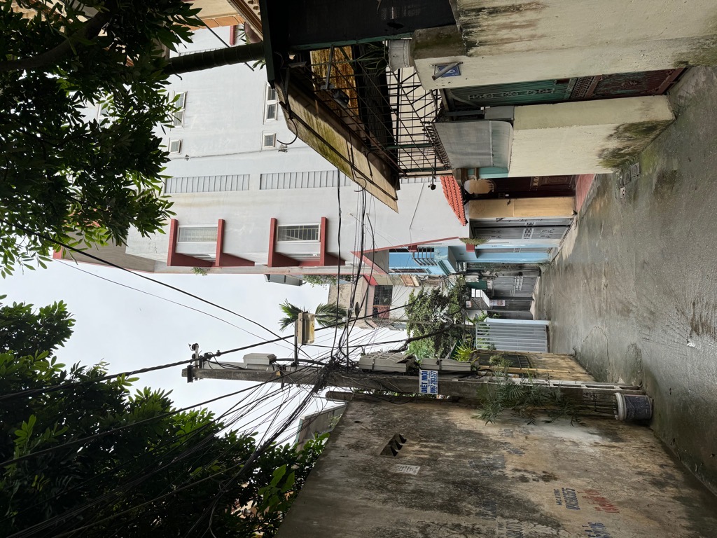 Bán nhà Nguyễn Khoái - diện tích 30m2 5 tầng - Ô tô dừng đỗ - giá 5 tỷ