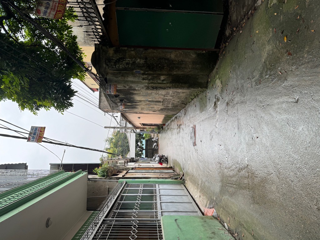 Bán nhà Nguyễn Khoái - diện tích 30m2 5 tầng - Ô tô dừng đỗ - giá 5 tỷ