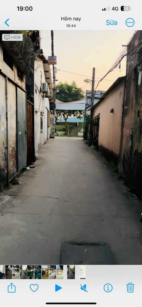 Bán nhà Nguyễn Khoái - diện tích 30m2 5 tầng - Ô tô dừng đỗ - giá 5 tỷ