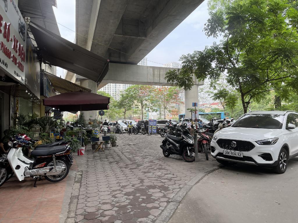 Bán nhà Láng - diện tích 23,4m2 5 tầng - LÔ GÓC - OTO - KINH DOANH - giá 6,35 tỷ