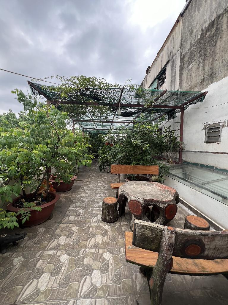 Bán nhà Định Công Hạ - diện tích 127m2 3 tầng - Mặt phố, vỉa hè rộng, kinh doanh đỉnh - giá 10,7 tỷ