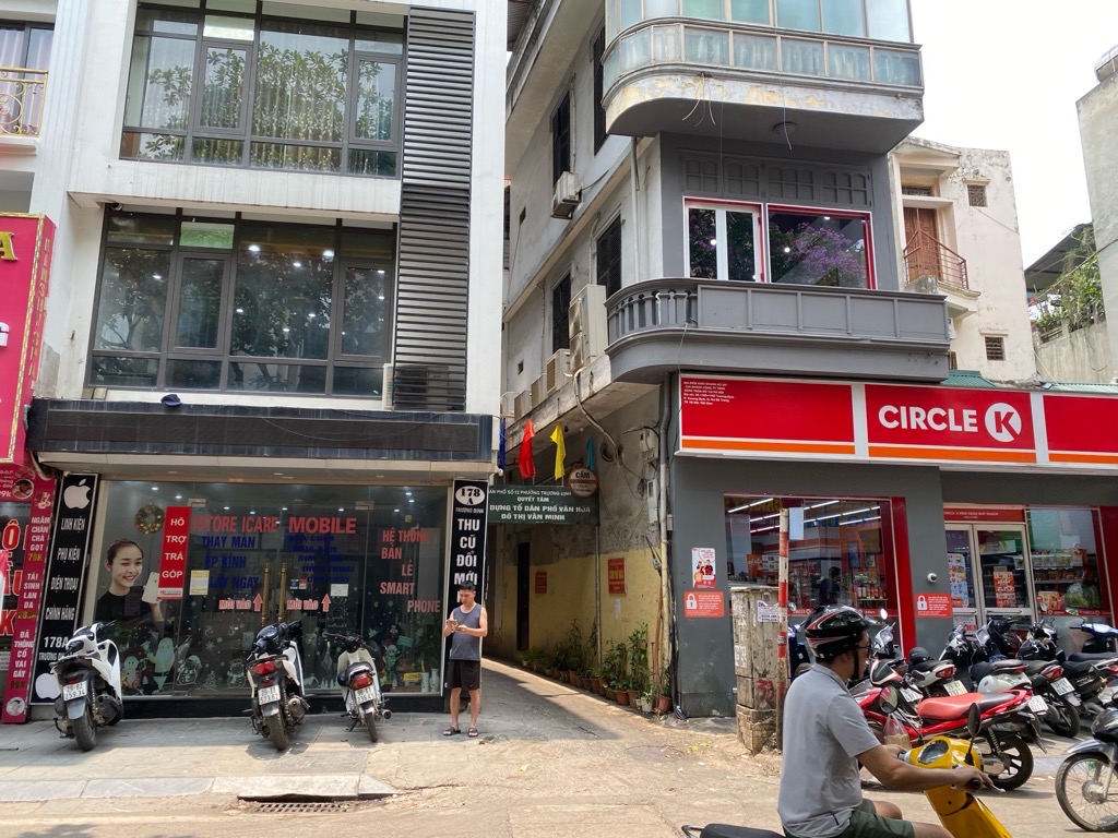 Bán nhà Trương Định - diện tích 55m2 5 tầng - Lô Góc - Mặt Phố Kinh Doanh - giá 19,5 tỷ