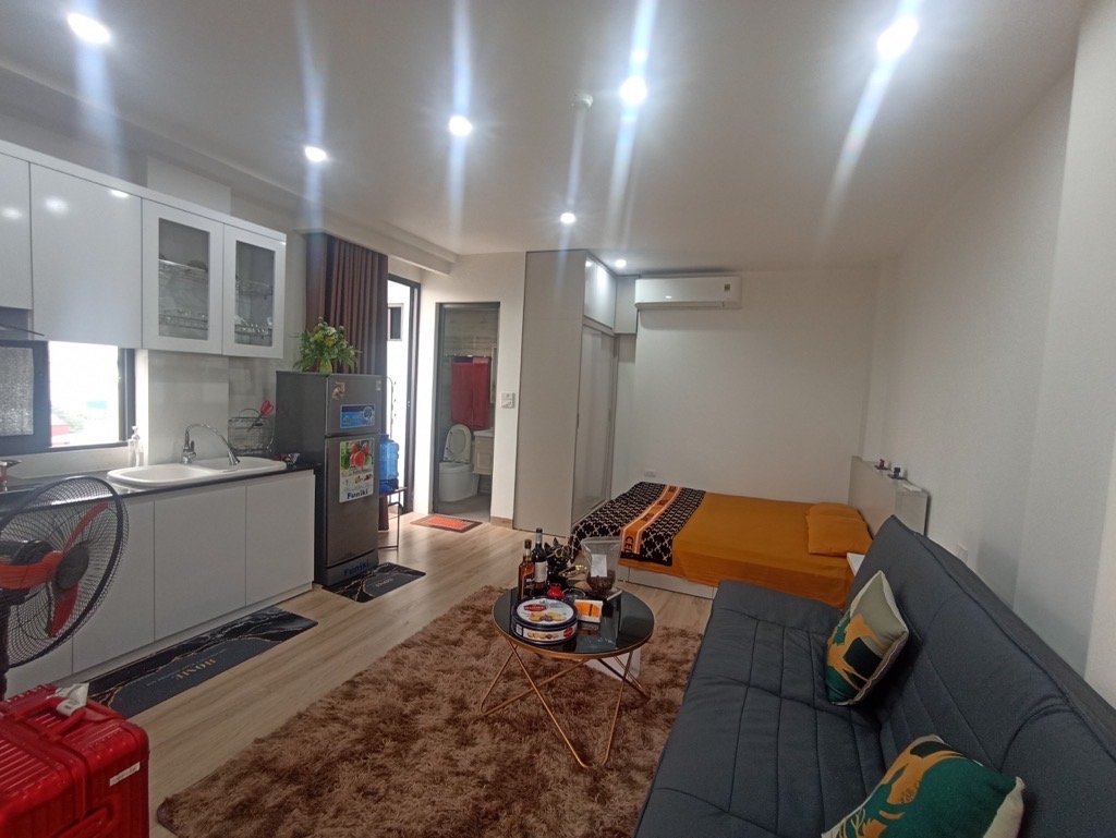 Bán nhà Hào Nam - diện tích 111m2 8 tầng - Căn hộ dịch vụ đẹp nhất phố - giá 23 tỷ