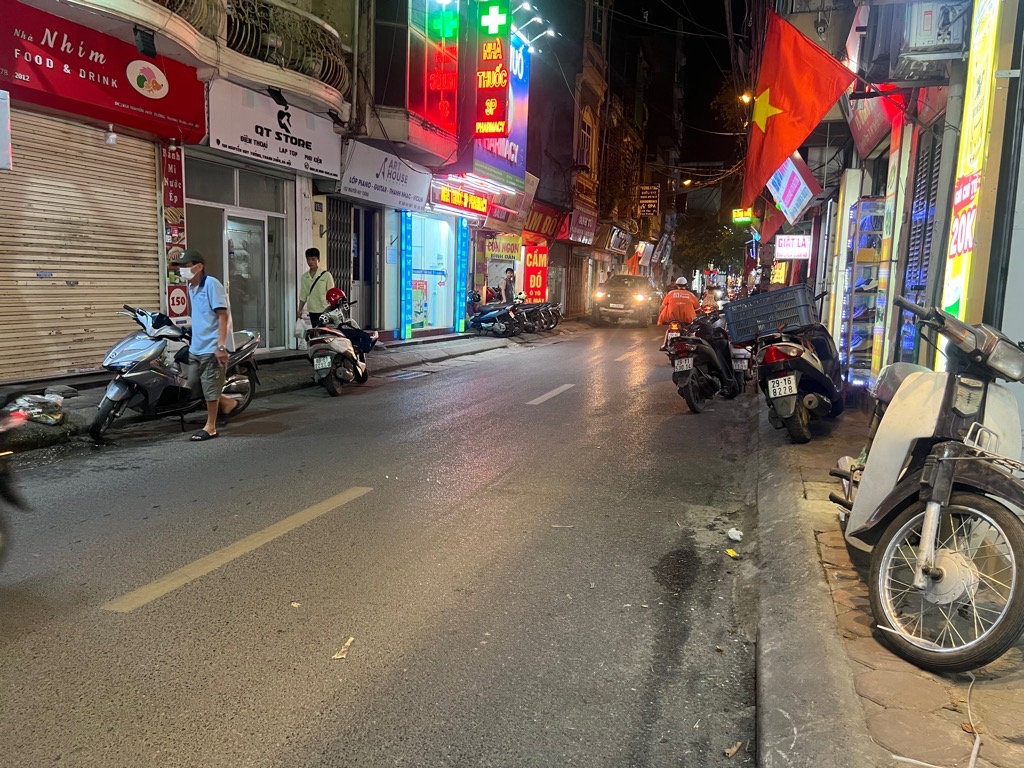 Bán nhà Nguyễn Huy Tưởng - diện tích 24m2 6 tầng - HIẾM MẶT PHỐ - giá 4,1 tỷ