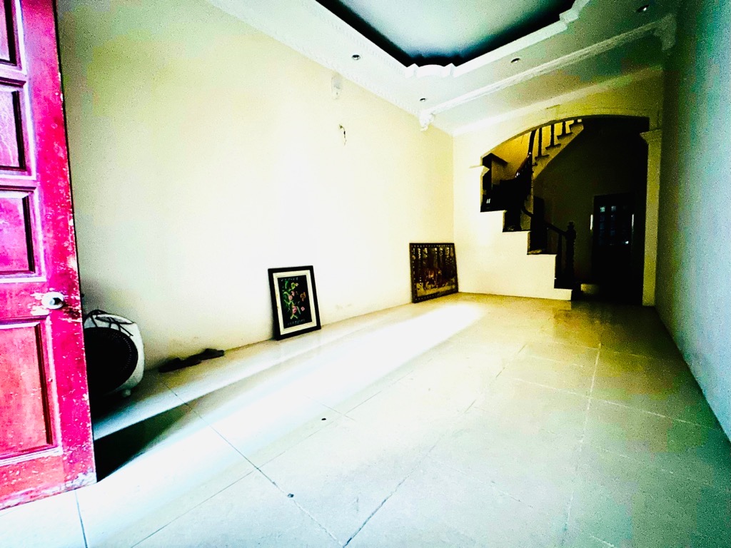 Bán nhà Tân Khai - diện tích 64m2 3 tầng - MẶT NGÕ - BA GÁC ĐỖ CỬA - giá 9,3 tỷ