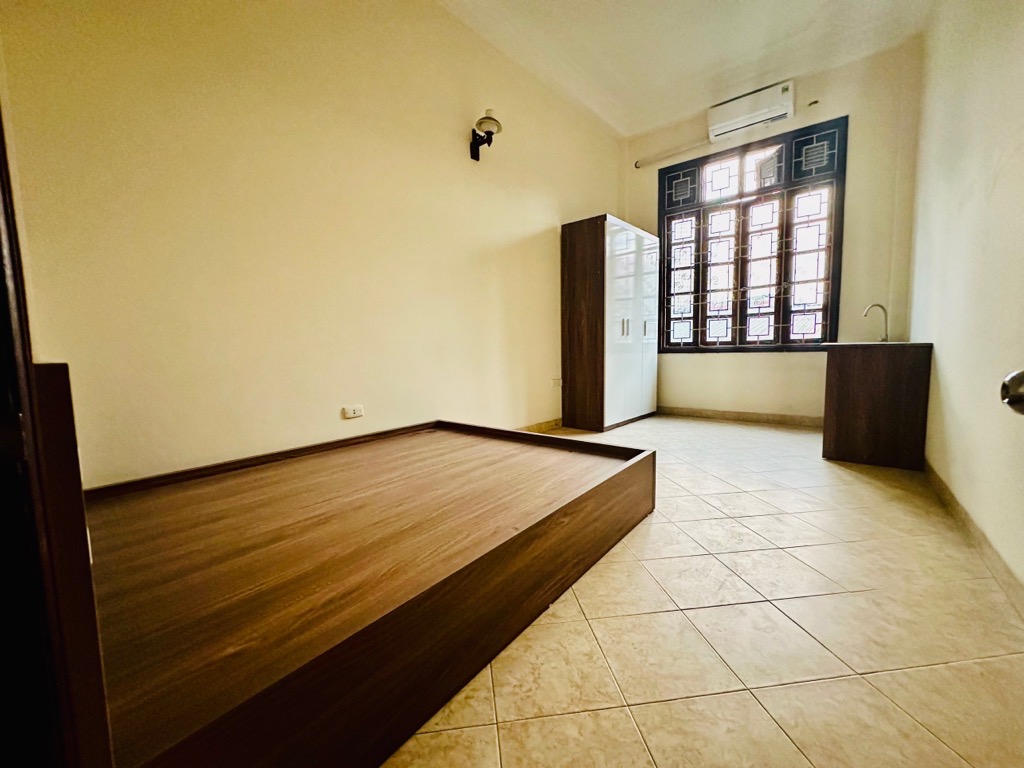 Bán nhà Tân Khai - diện tích 64m2 3 tầng - MẶT NGÕ - BA GÁC ĐỖ CỬA - giá 9,3 tỷ