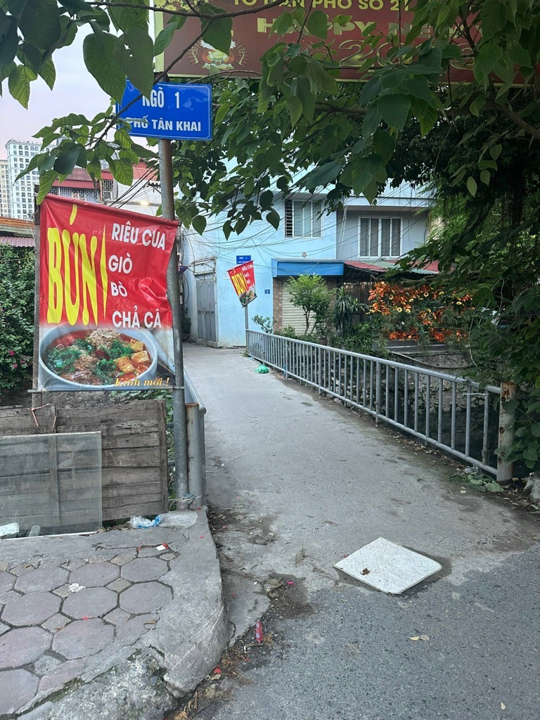 Bán nhà Tân Khai - diện tích 64m2 3 tầng - MẶT NGÕ - BA GÁC ĐỖ CỬA - giá 9,3 tỷ