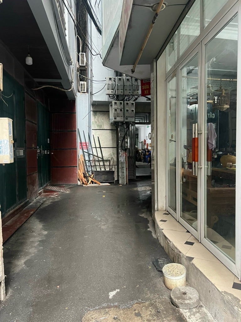 Bán nhà Chùa Láng - diện tích 54.4m2 1 tầng - Đầu tư xây chung cư mini - giá 5,8 tỷ