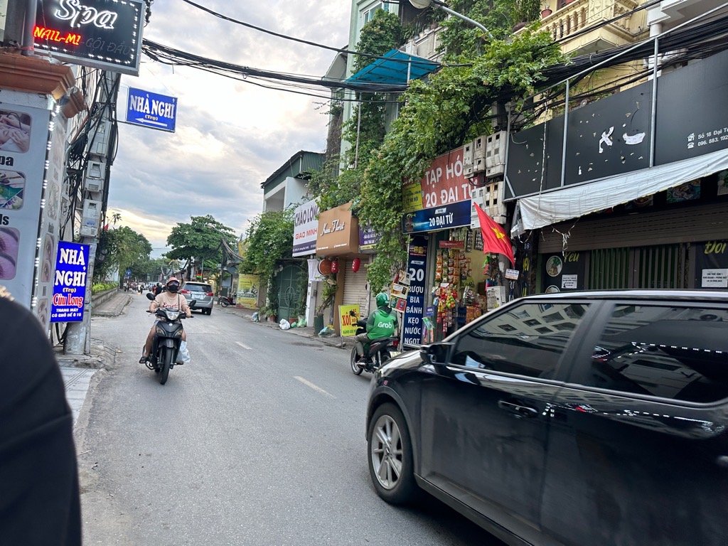 Bán nhà Đại Từ - diện tích 67m2 2 tầng - Mặt phố đông vui sầm uất - giá 13,5 tỷ