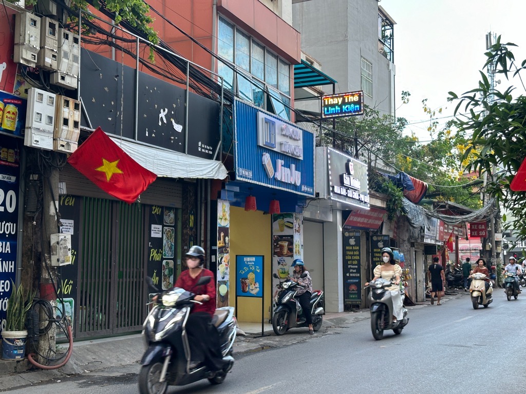 Bán nhà Đại Từ - diện tích 67m2 2 tầng - Mặt phố đông vui sầm uất - giá 13,5 tỷ