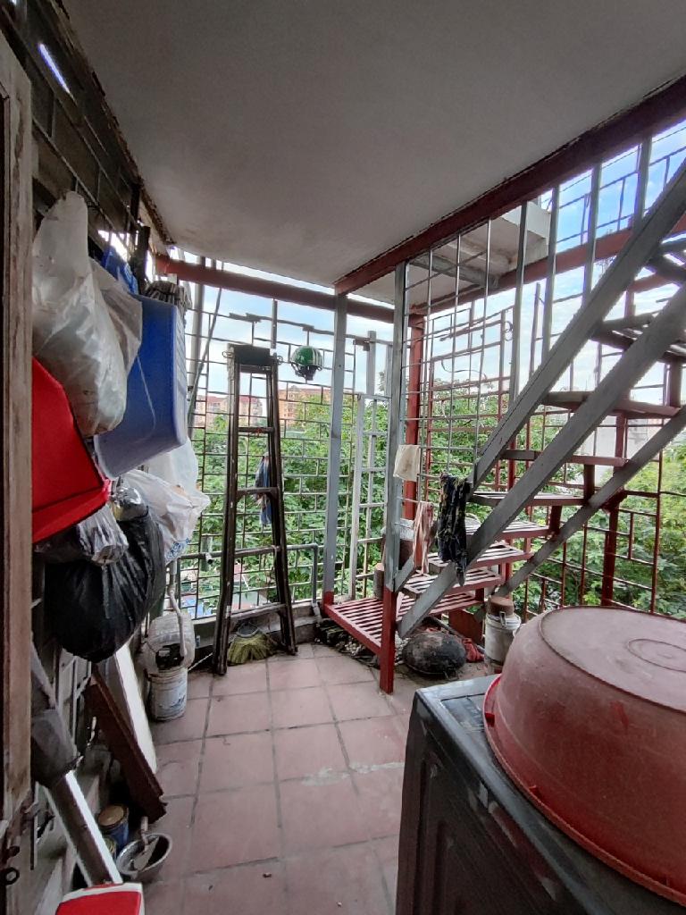 Bán nhà Định Công hạ - diện tích 24m2 5 tầng - Lô góc, 1 mặt phố, 1 mặt ngõ ô tô - giá 3,2 tỷ