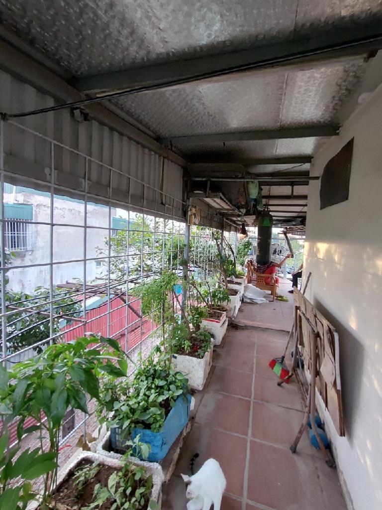 Bán nhà Định Công hạ - diện tích 24m2 5 tầng - Lô góc, 1 mặt phố, 1 mặt ngõ ô tô - giá 3,2 tỷ