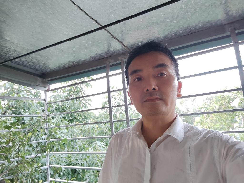 Bán nhà Định Công hạ - diện tích 24m2 5 tầng - Lô góc, 1 mặt phố, 1 mặt ngõ ô tô - giá 3,2 tỷ