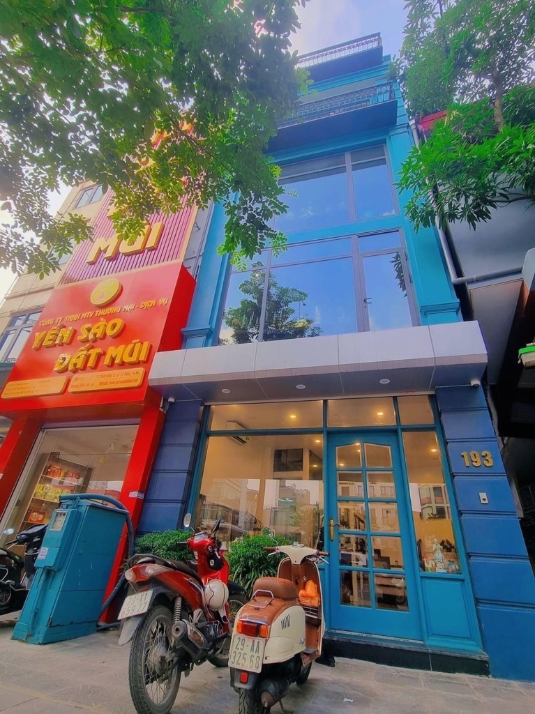 Bán nhà Minh Khai - diện tích 34,2m2 5 tầng - Lô góc - giá 23,5 tỷ